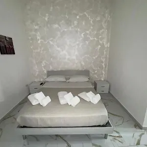https://aurora-house.hotels-amalfi.com